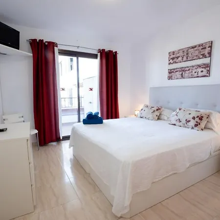 Capistrano Village 15 Menyber Nerja