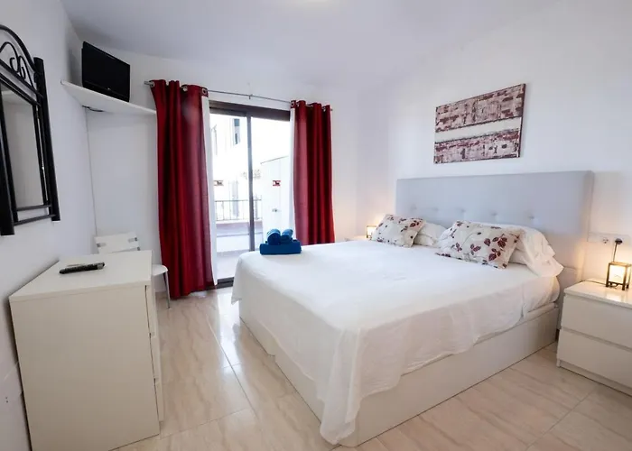 Capistrano Village 15 Menyber Nerja